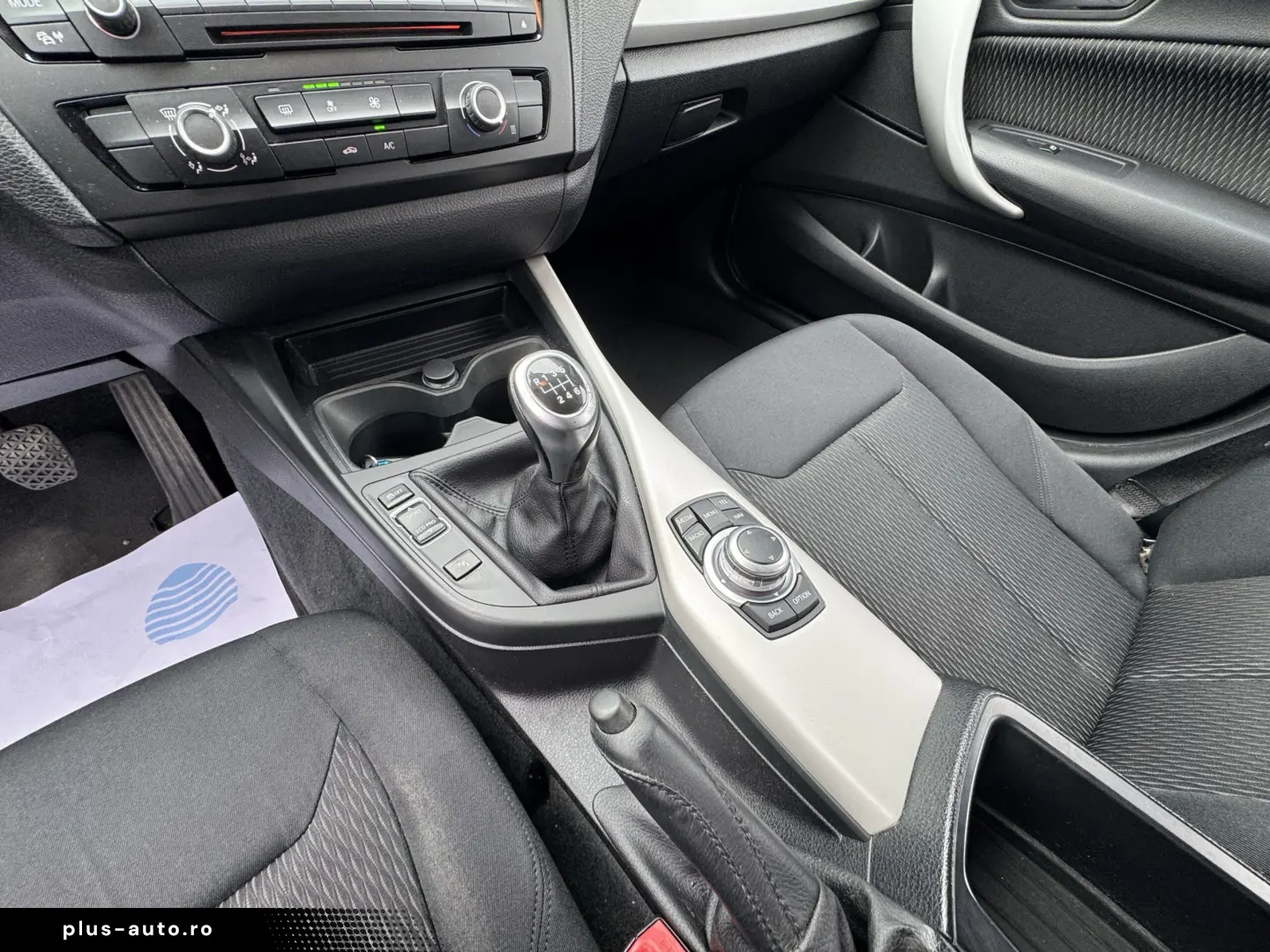 BMW 118d    NAVIGATIE    EURO 5    BI-XENON