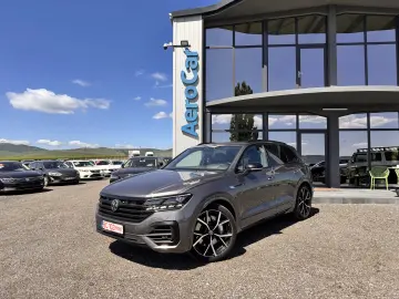 VOLKSWAGEN TOUAREG R    eHYBRID    462 CP    MATRIX    PANO.