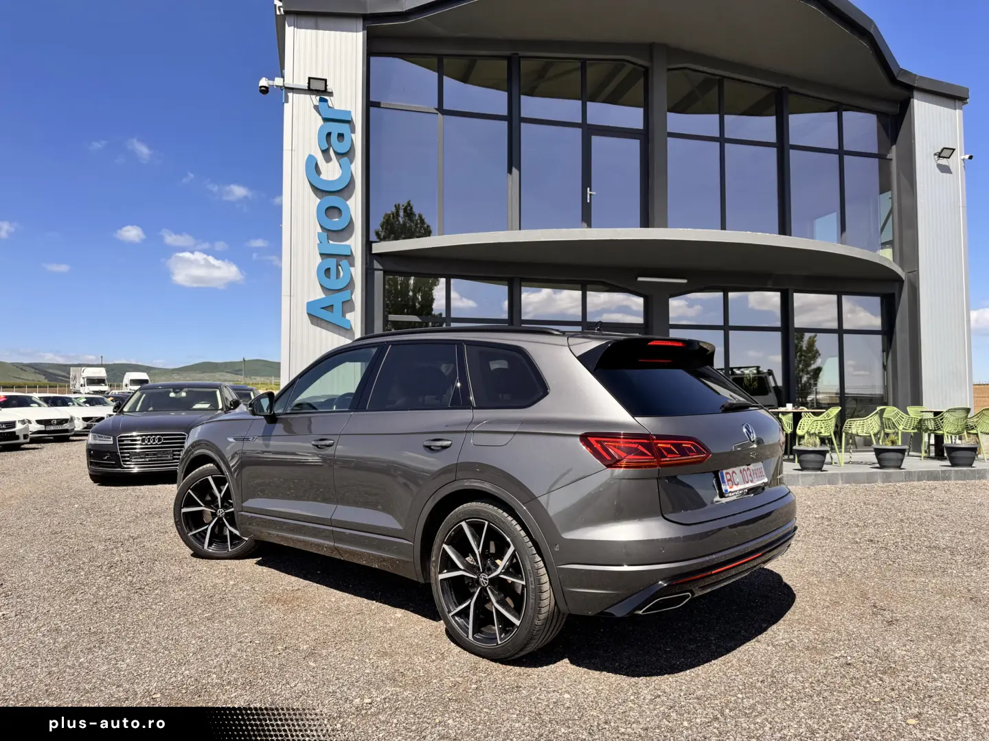 VOLKSWAGEN TOUAREG R    eHYBRID    462 CP    MATRIX    PANO.