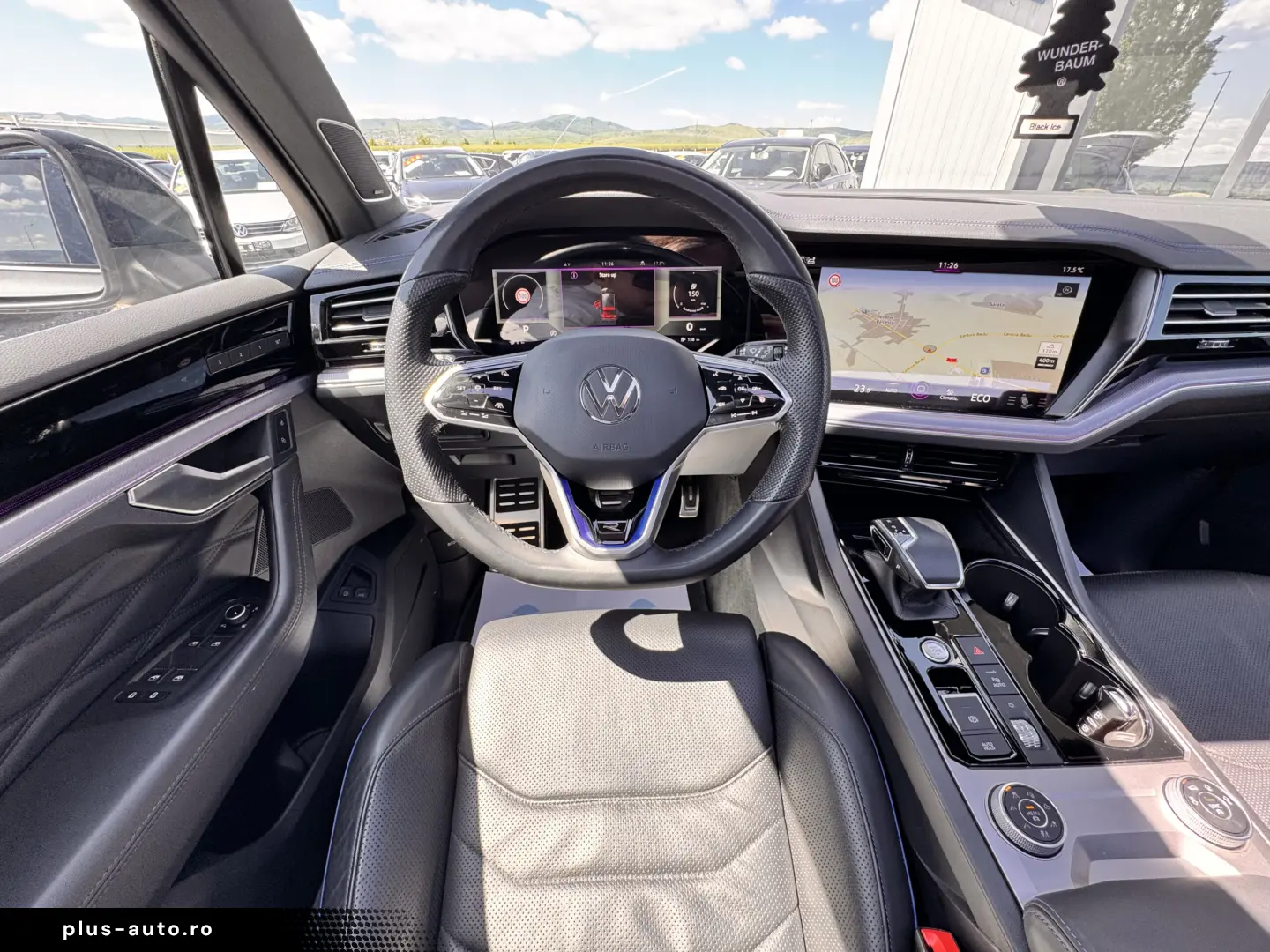 VOLKSWAGEN TOUAREG R    eHYBRID    462 CP    MATRIX    PANO.
