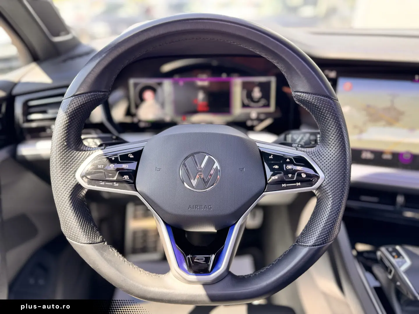VOLKSWAGEN TOUAREG R    eHYBRID    462 CP    MATRIX    PANO.