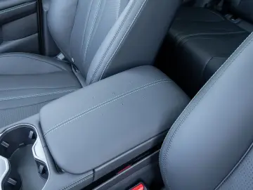 BYD SEAL U DM-i BOOST PLug-in Hibrid