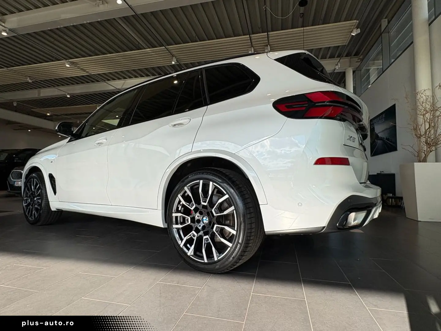 BMW X5 în leasing operațional MOOV