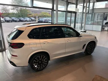 BMW X5 xDrive30d Navi Tempom.aktiv Panoramadach
