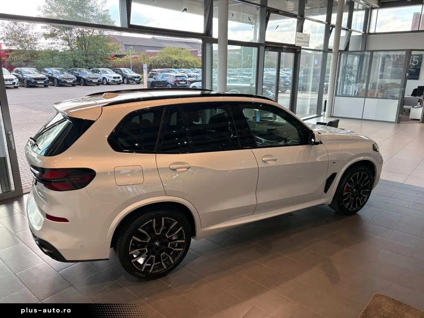BMW X5 în leasing operațional MOOV