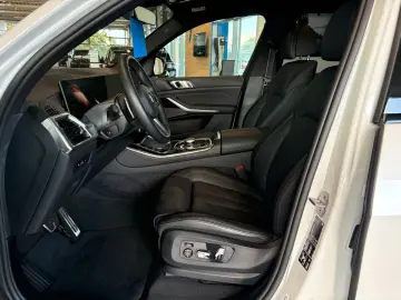 BMW X5 xDrive30d Navi Tempom.aktiv Panoramadach