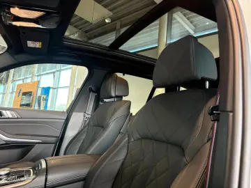 BMW X5 xDrive30d Navi Tempom.aktiv Panoramadach