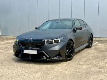 BMW M5 Plug-In Hybrid M Drivers Package Carbon