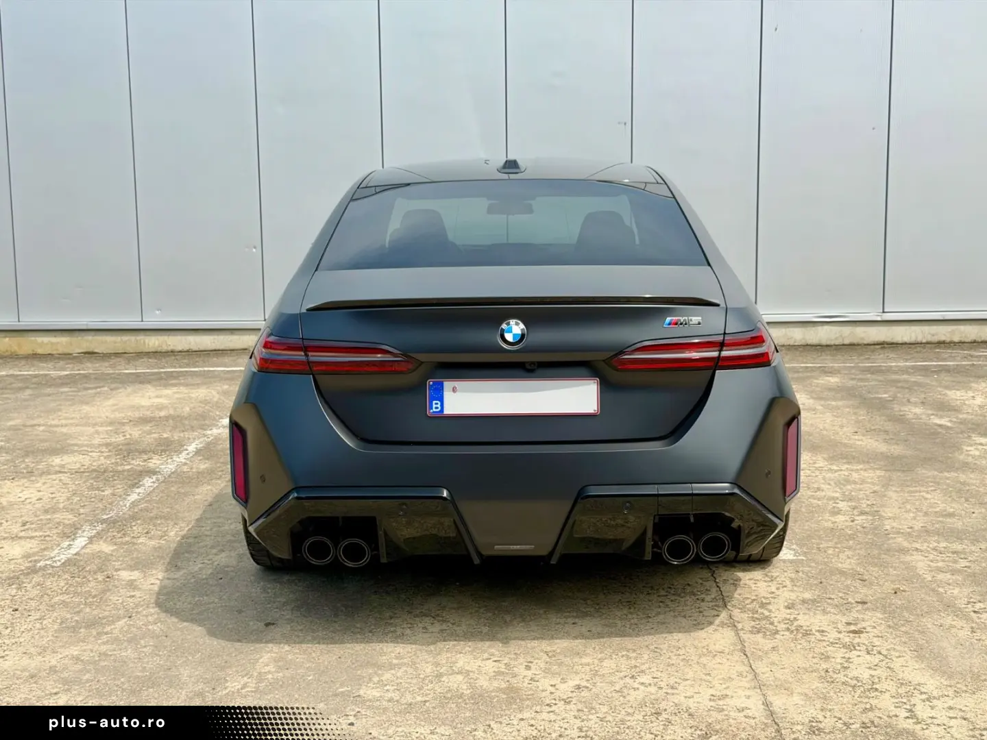 BMW M5 Plug-In Hybrid M Drivers Package Carbon