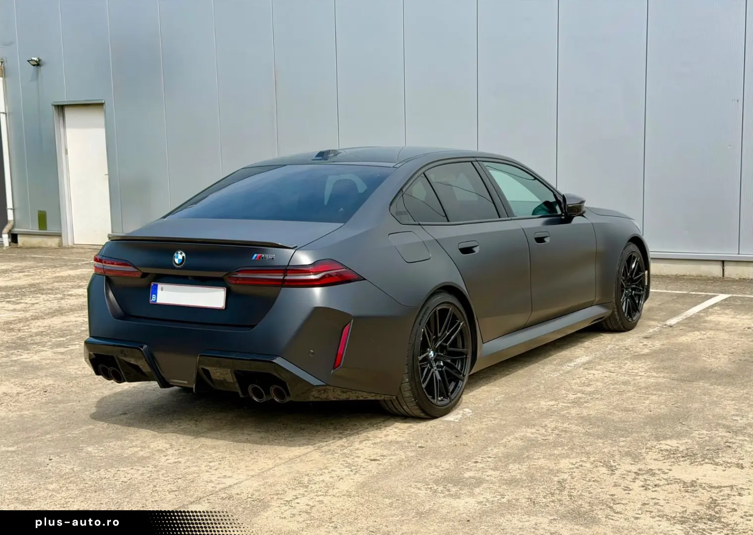 BMW M5 Plug-In Hybrid M Drivers Package Carbon