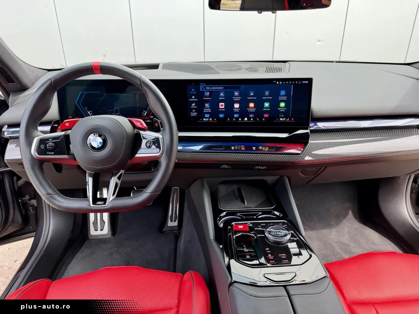 BMW M5 Plug-In Hybrid M Drivers Package Carbon