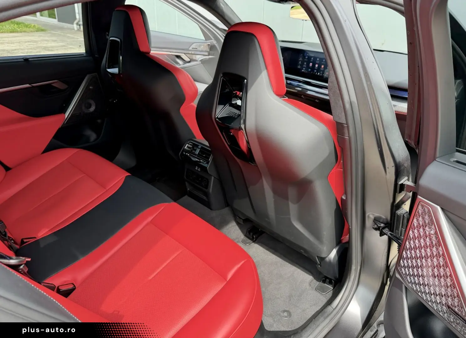 BMW M5 Plug-In Hybrid M Drivers Package Carbon