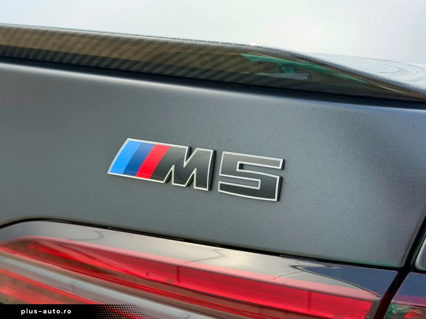 BMW M5 Plug-In Hybrid M Drivers Package Carbon