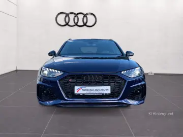 AUDI RS4 Competition  quattro tiptronic B&O MATRIX PA