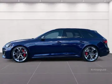 AUDI RS4 Competition  quattro tiptronic B&O MATRIX PA