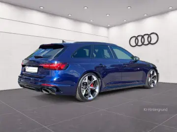 AUDI RS4 Competition  quattro tiptronic B&O MATRIX PA