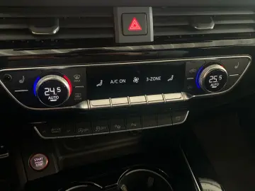 AUDI RS4 Competition  quattro tiptronic B&O MATRIX PA