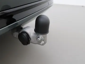 Volvo XC90 T8 Ultra Dark   MY27   Harman