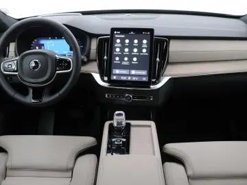 Volvo XC90 T8 Ultra Dark   MY27   Harman