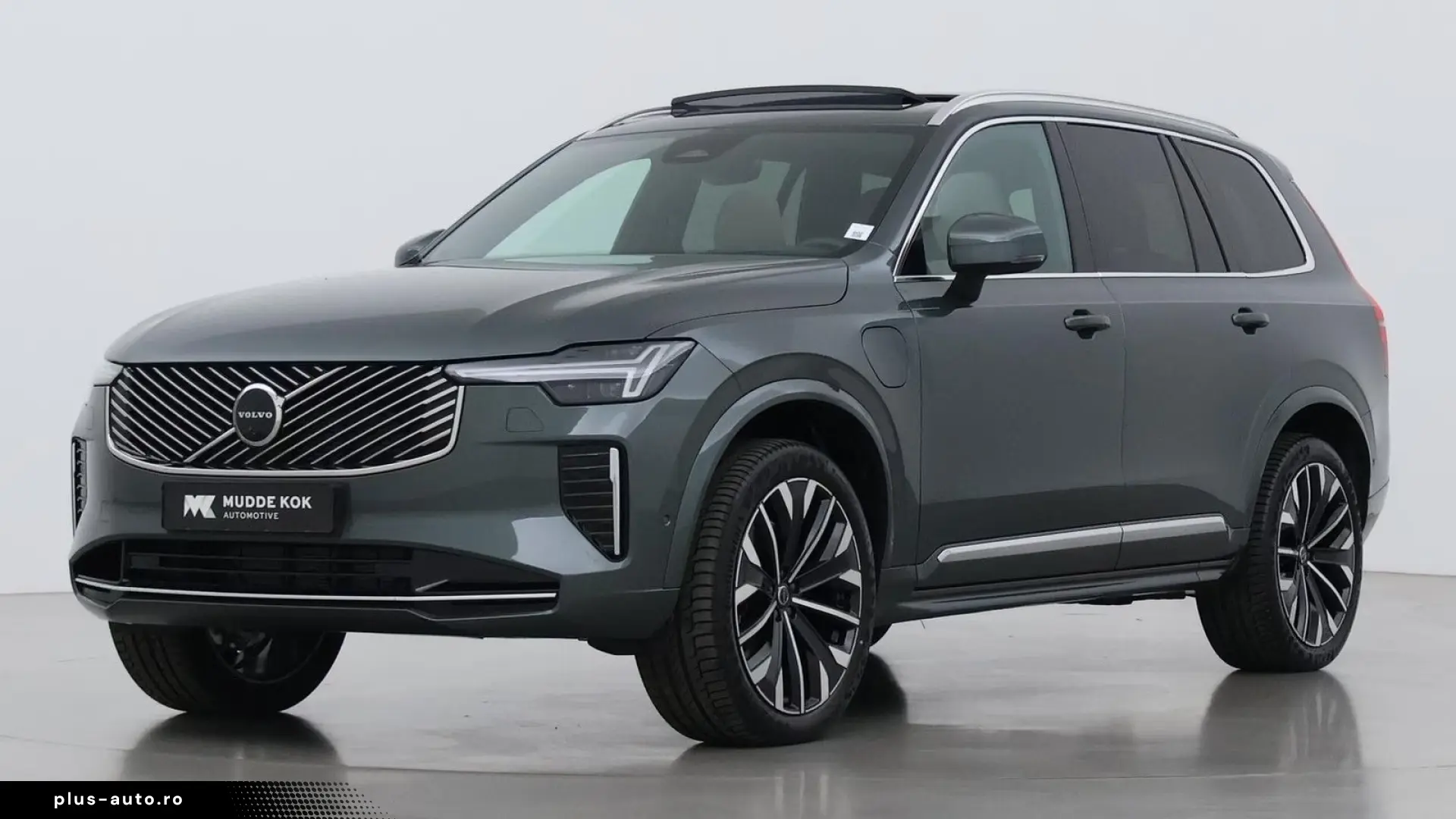Volvo XC90 T8 Ultra Bright   MY27