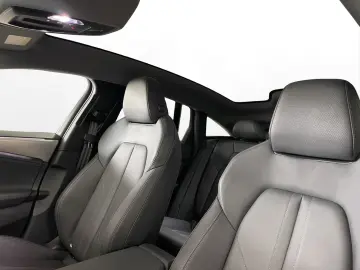 AUDI A6 Sportback e-tron AHK Pano LED LM 21  360  B&O