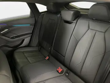 AUDI A6 Sportback e-tron AHK Pano LED LM 21  360  B&O