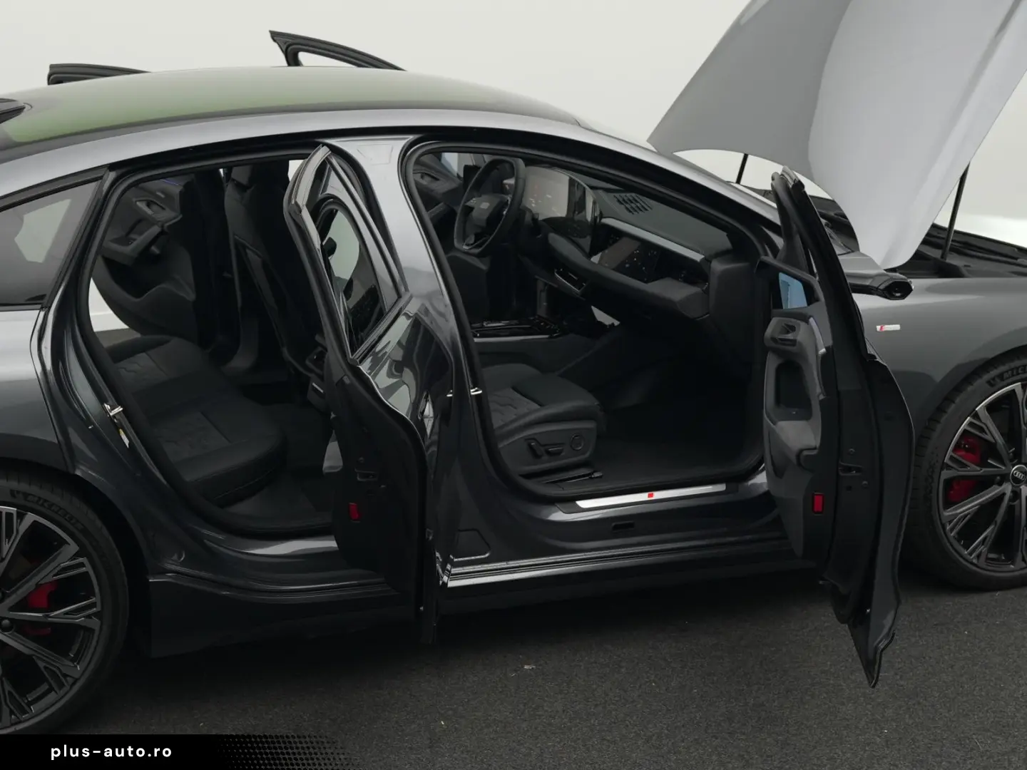 AUDI A6 Sportback e-tron 2x S line  AHK PANO 21''