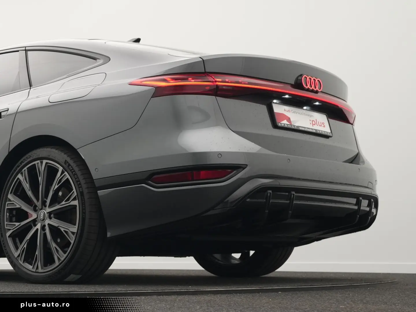 AUDI A6 Sportback e-tron 2x S line  AHK PANO 21''