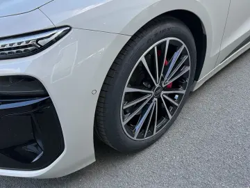 AUDI A6 e-tron Sportback performance Matrix Pano ACC
