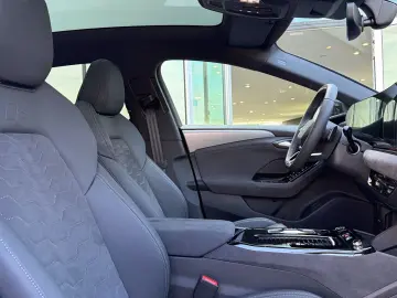 AUDI A6 e-tron Sportback performance Matrix Pano ACC