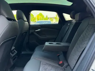 AUDI A6 e-tron Sportback performance Matrix Pano ACC