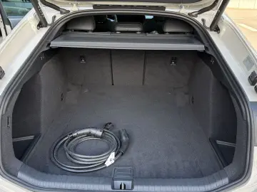 AUDI A6 e-tron Sportback performance Matrix Pano ACC