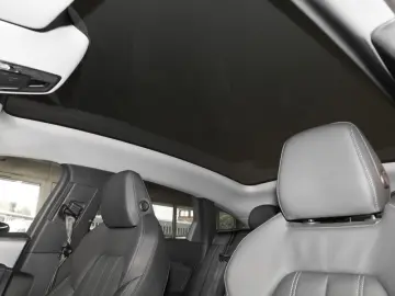 AUDI A6 e-tron Sportback quattro Pano LM21 Matrix LED