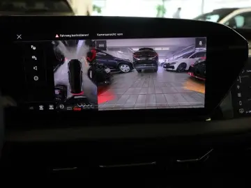 AUDI A6 e-tron Sportback quattro Pano LM21 Matrix LED