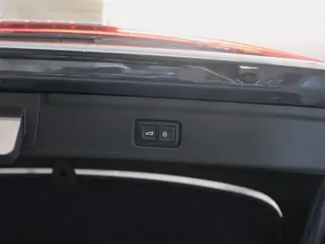 AUDI A6 e-tron Sportback quattro Pano LM21 Matrix LED