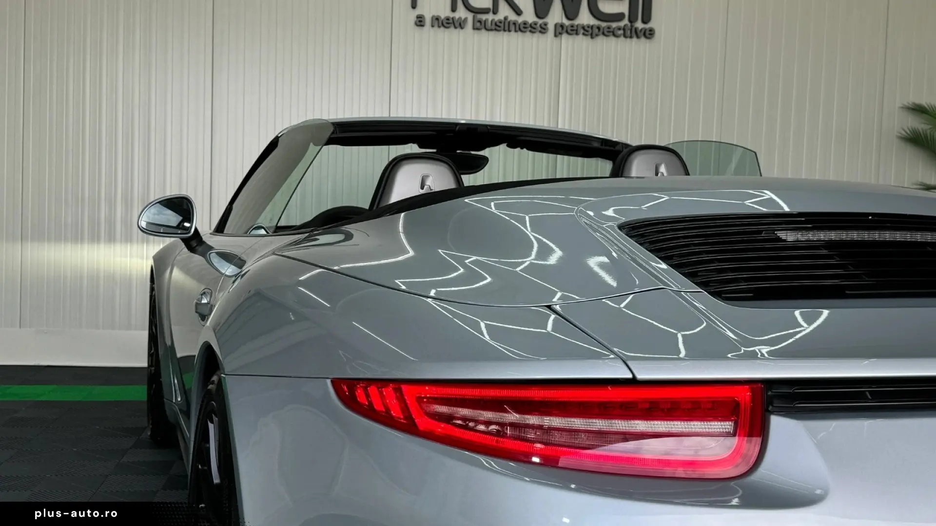 Porsche 911 Carrera GTS Cabriolet PDK