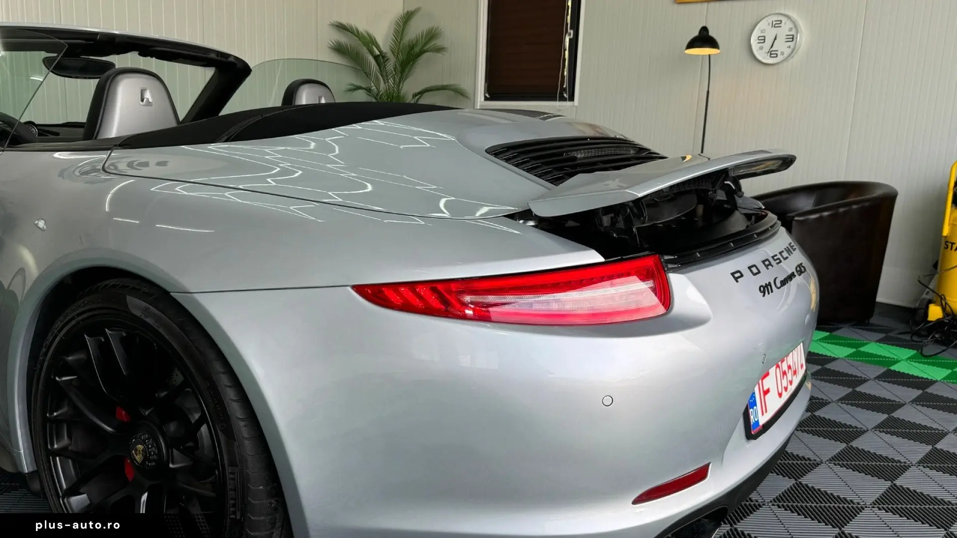 Porsche 911 Carrera GTS Cabriolet PDK