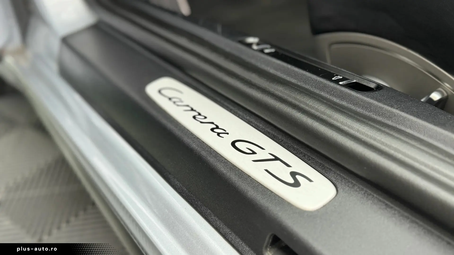 Porsche 911 Carrera GTS Cabriolet PDK