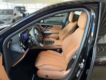 Mercedes-Benz E 220 d 4Matic AMG PremiumPlus Superscreen 21