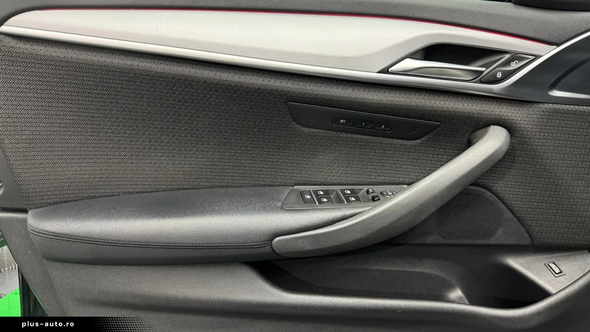 BMW Seria 5 530i xDrive AT MHEV