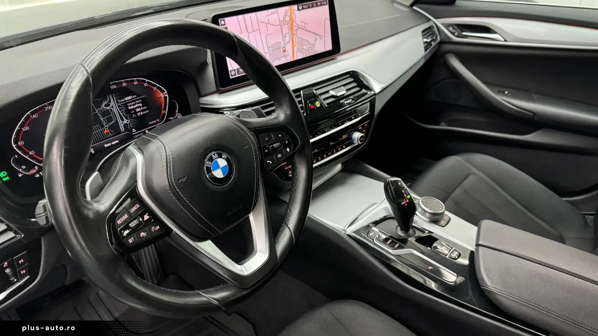 BMW Seria 5 530i xDrive AT MHEV