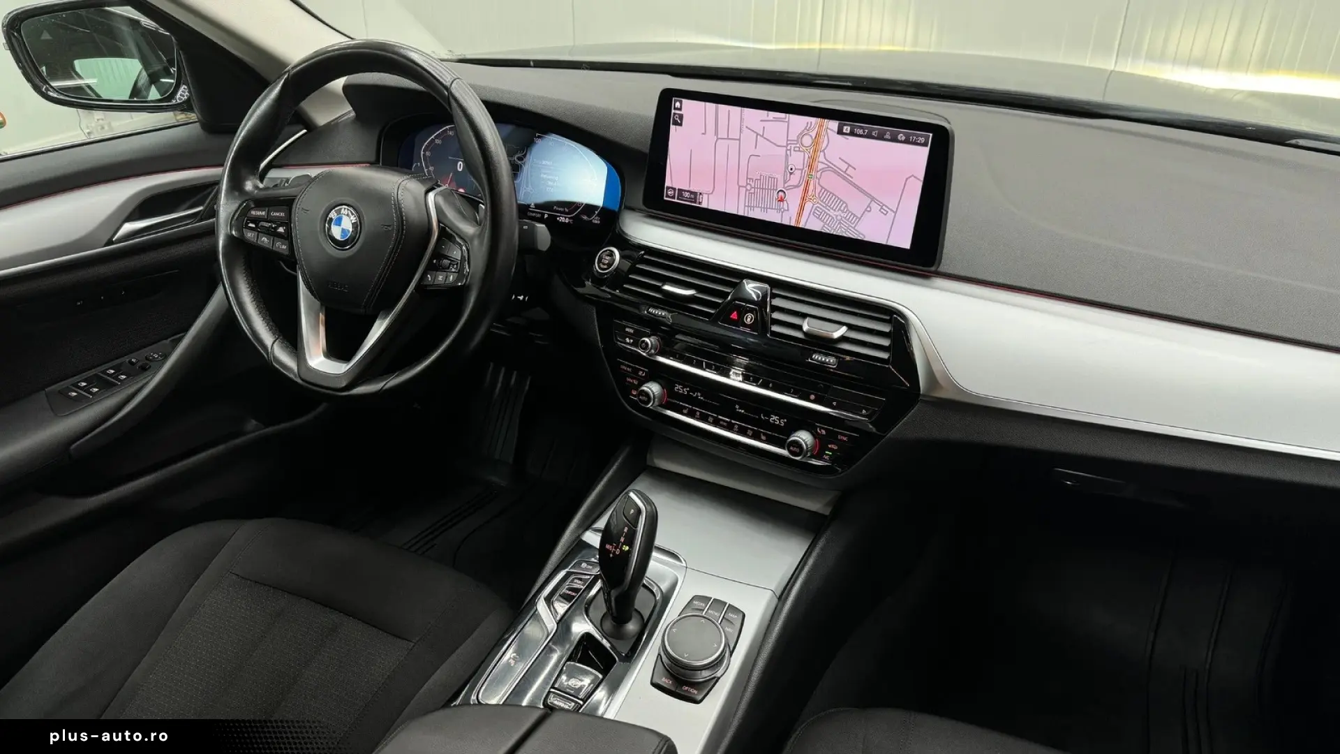 BMW Seria 5 530i xDrive AT MHEV