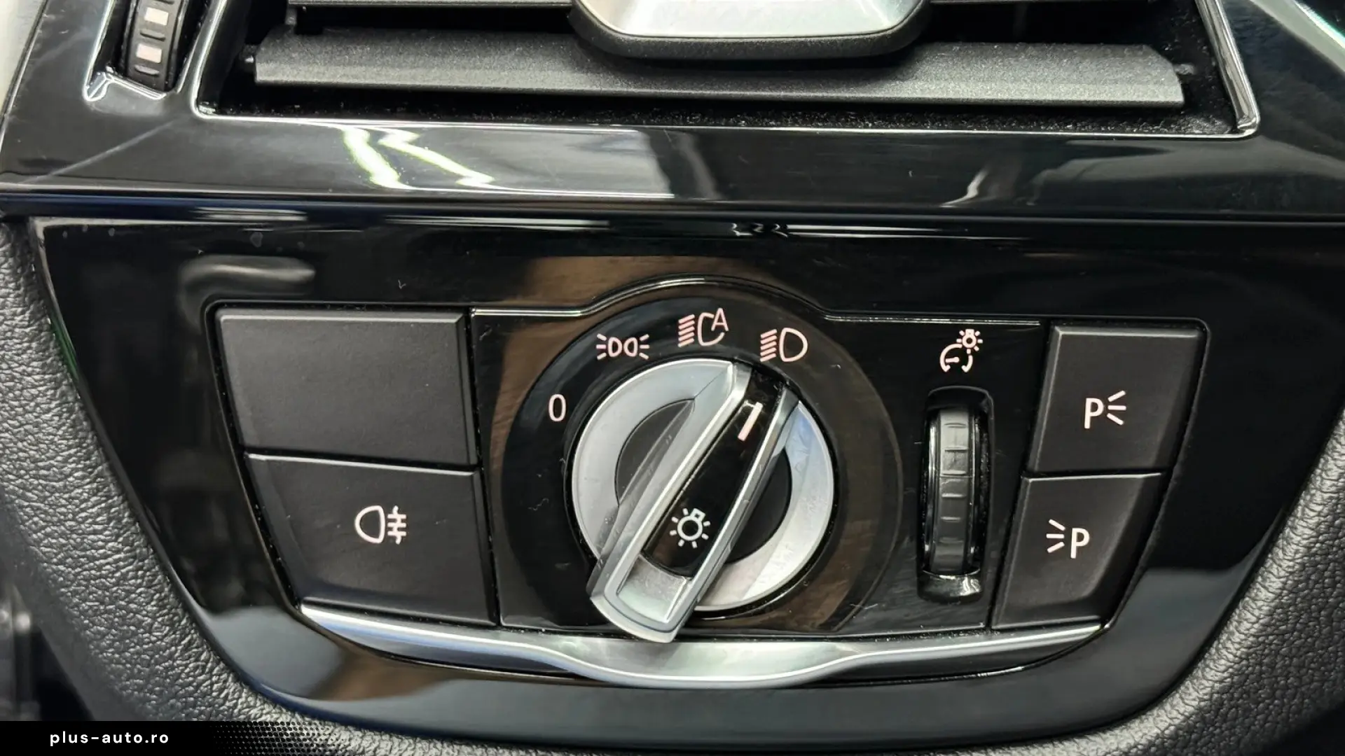 BMW Seria 5 530i xDrive AT MHEV