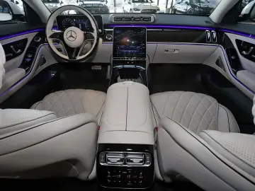 MERCEDES-BENZ S 400 d 4M AMG PANO DIG-LED HUD 360  M…