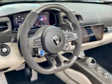 MASERATI MC20 CIELO Cabrio 463 Kw erste Hand