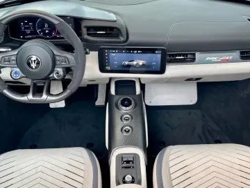 MASERATI MC20 CIELO Cabrio 463 Kw erste Hand