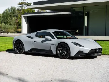 MASERATI COUPE FULL PPF 1 OWNER BELGIUM VAT CARBON