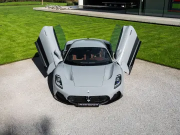 MASERATI COUPE FULL PPF 1 OWNER BELGIUM VAT CARBON