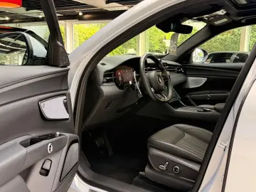 MASERATI Grecale 2.0 Turbo GT 360  Pano HuD Sonus Matrix