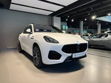 MASERATI Grecale 243 kW Modena  Warranty 03 27